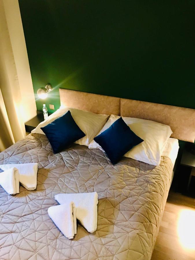 Apartamenty Teatralne Gorzow Wielkopolski Luaran gambar