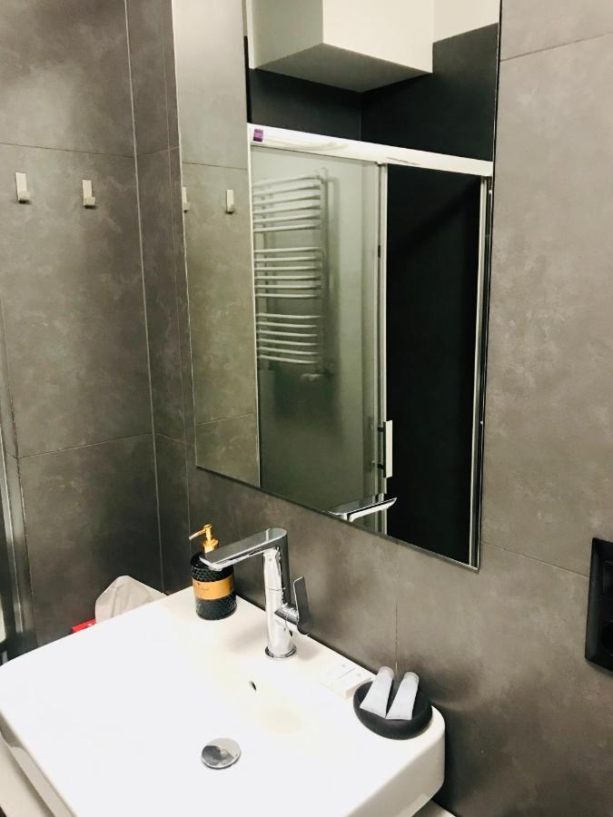 Apartamenty Teatralne Gorzow Wielkopolski Luaran gambar