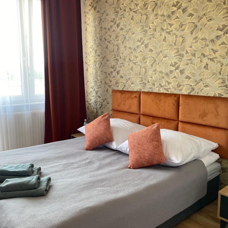 Apartamenty Teatralne Gorzow Wielkopolski Luaran gambar