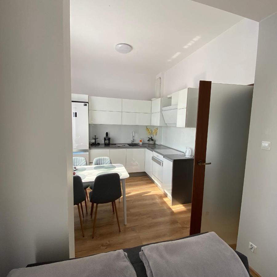 Apartamenty Teatralne Gorzow Wielkopolski Luaran gambar