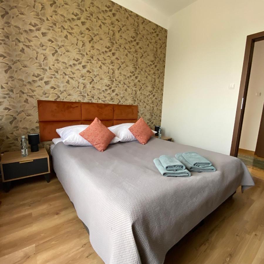 Apartamenty Teatralne Gorzow Wielkopolski Luaran gambar